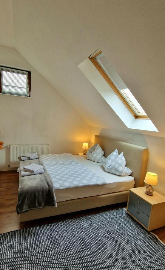 Privatwohnung Rybczynski Undenheim Екстер'єр фото